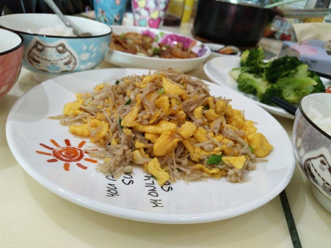 金针菇炒蛋