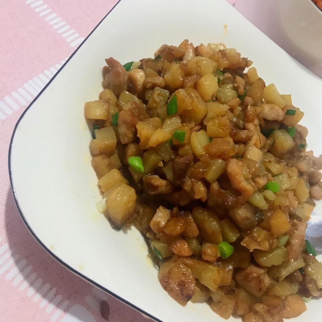 一道怎么做都好吃的干煎土豆鸡丁（红烧，咖喱，椒盐，孜然）