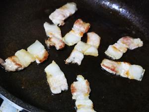 低脂少油辣白菜五花肉炒饭的做法 步骤3