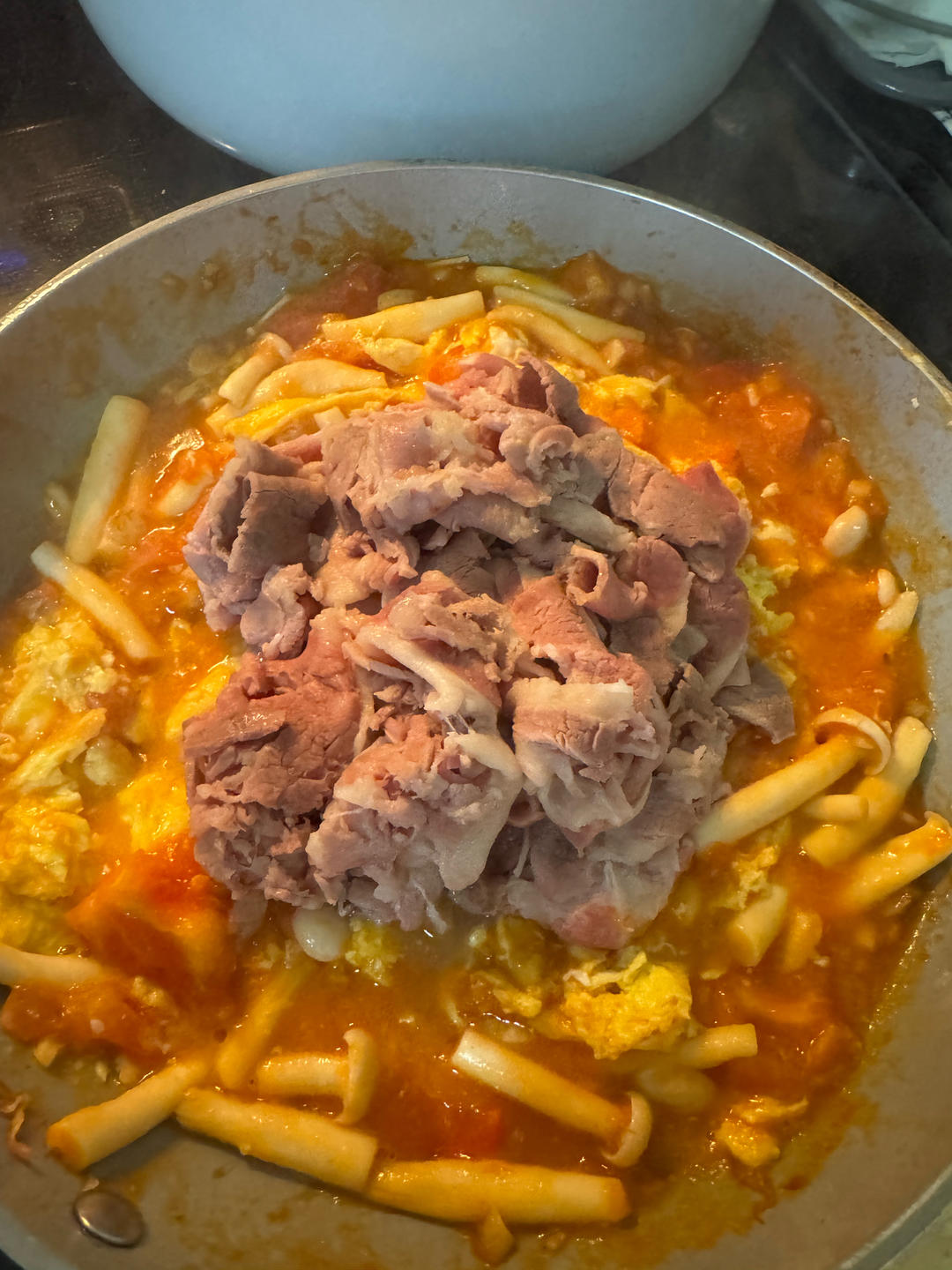 超级简单又营养的“番茄鸡蛋肥牛烩饭” 孩子的最爱的做法 步骤7