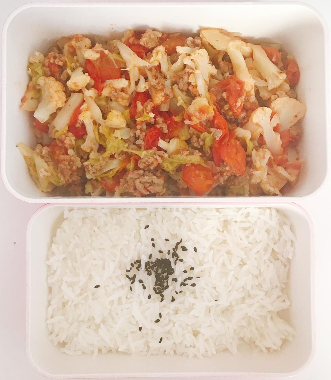 【健康三餐】番茄圆白菜肉酱闷饭