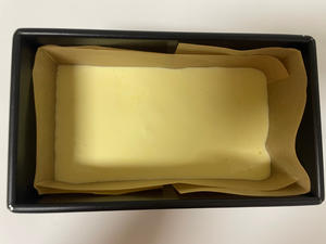 ?吐司盒版的古早蛋糕｜水浴法烘烤细腻柔软的做法 步骤13