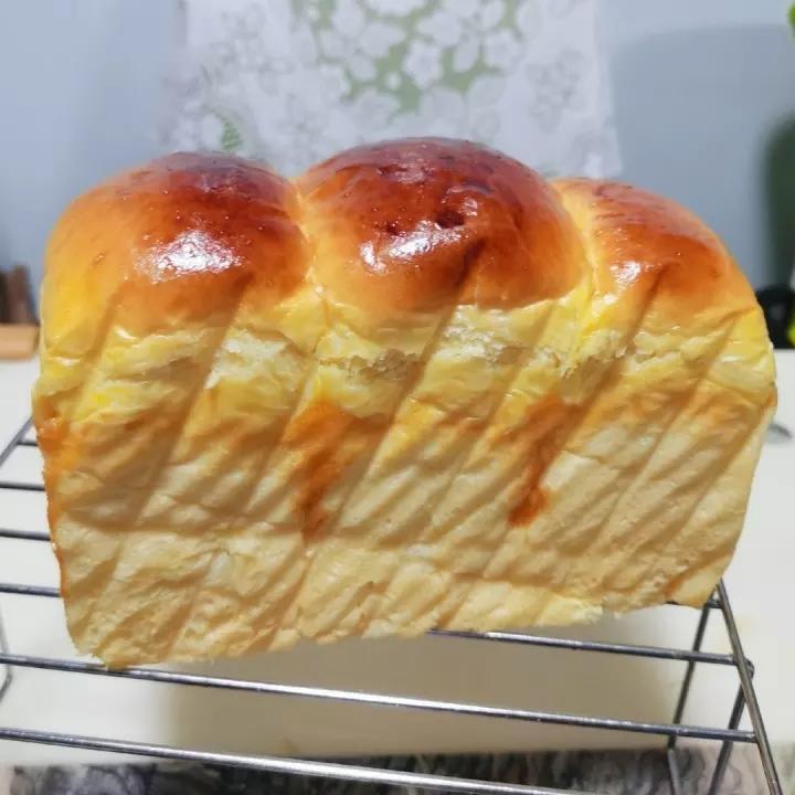 奶油吐司，鲜奶奶油嫩白吐司