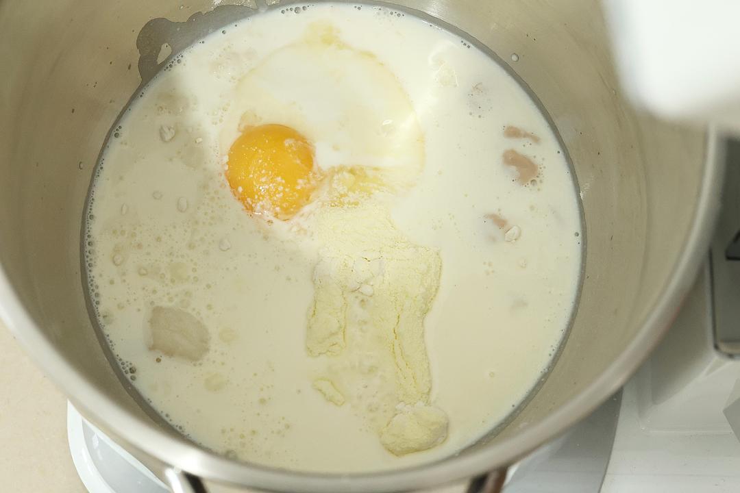 纯奶手撕吐司的做法 步骤1