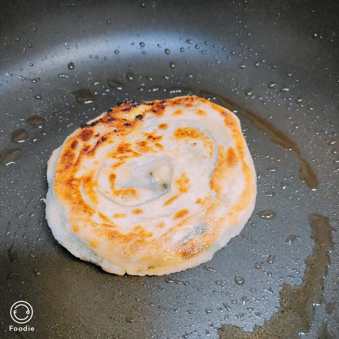 软香韭菜大饼