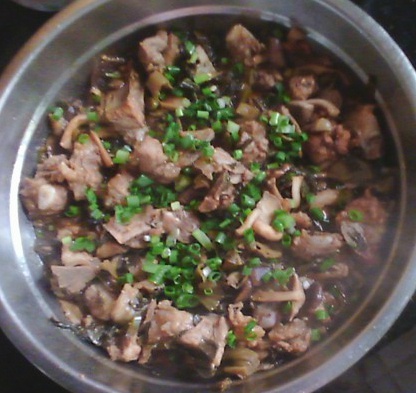 梅干菜香菇蒸排骨