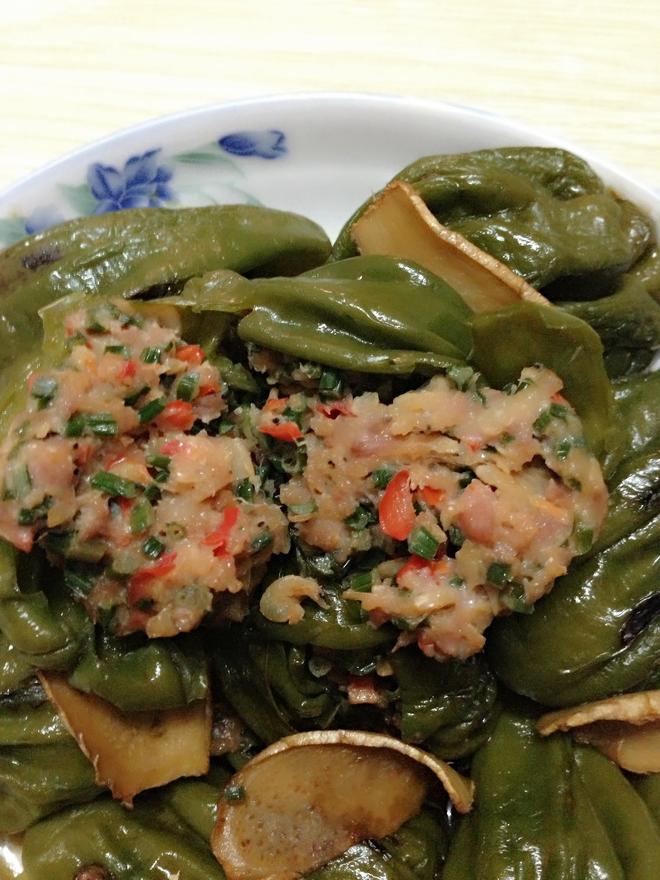 鸡蓉海米酿青椒的做法