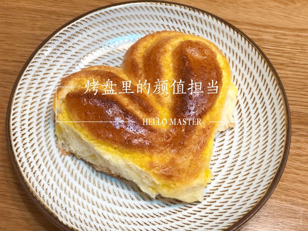 椰蓉小面包
