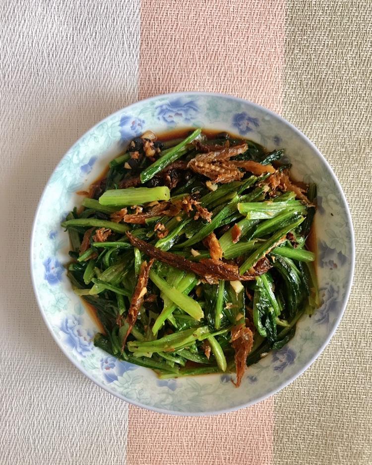 豆豉鲮鱼油麦菜