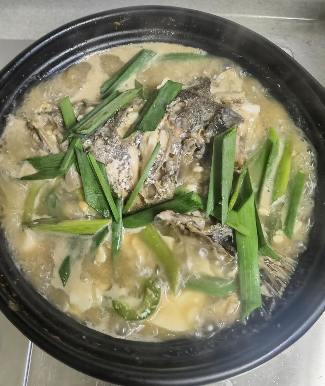 鱼头豆腐煲