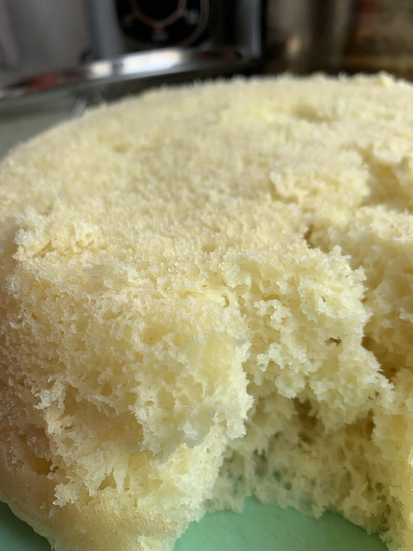 海绵一样软的奶香大发糕 蓬松煊软又绵密 好吃不粘牙 附细节视频详解