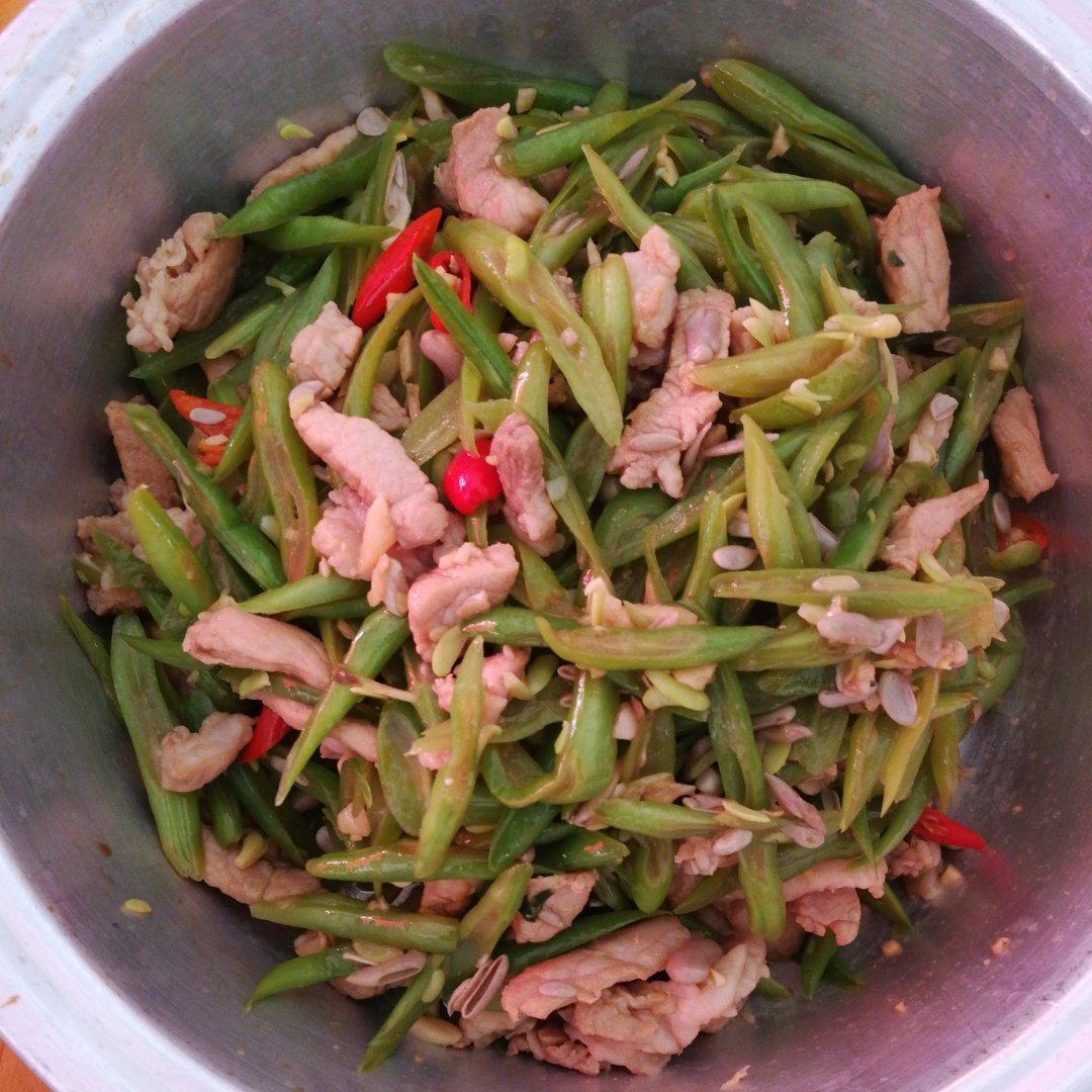 豆角炒肉丝