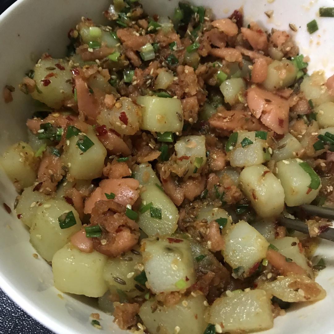 香辣过瘾的孜然土豆火腿，比路边摊还好吃