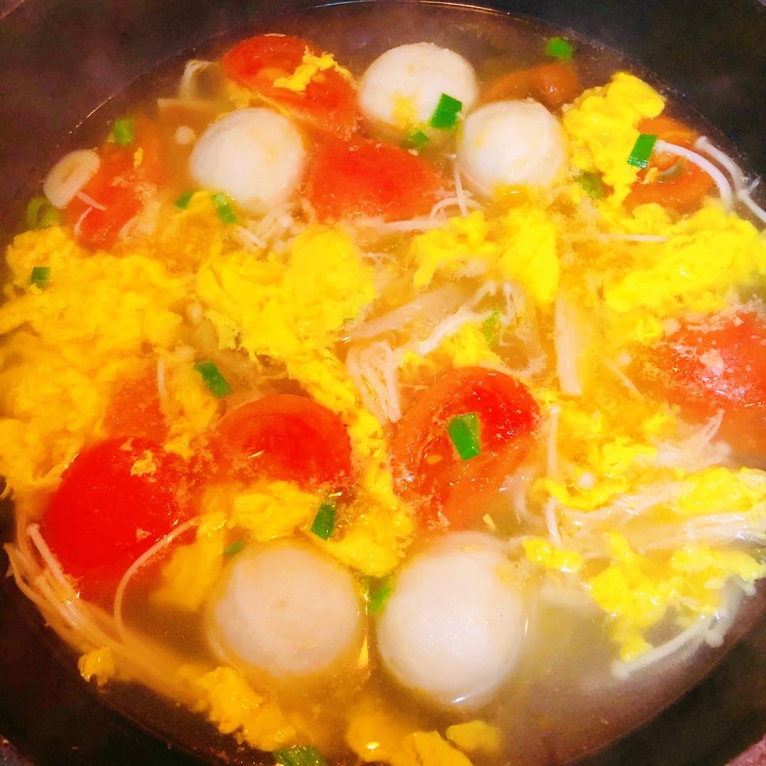 番茄贡丸金针菇汤