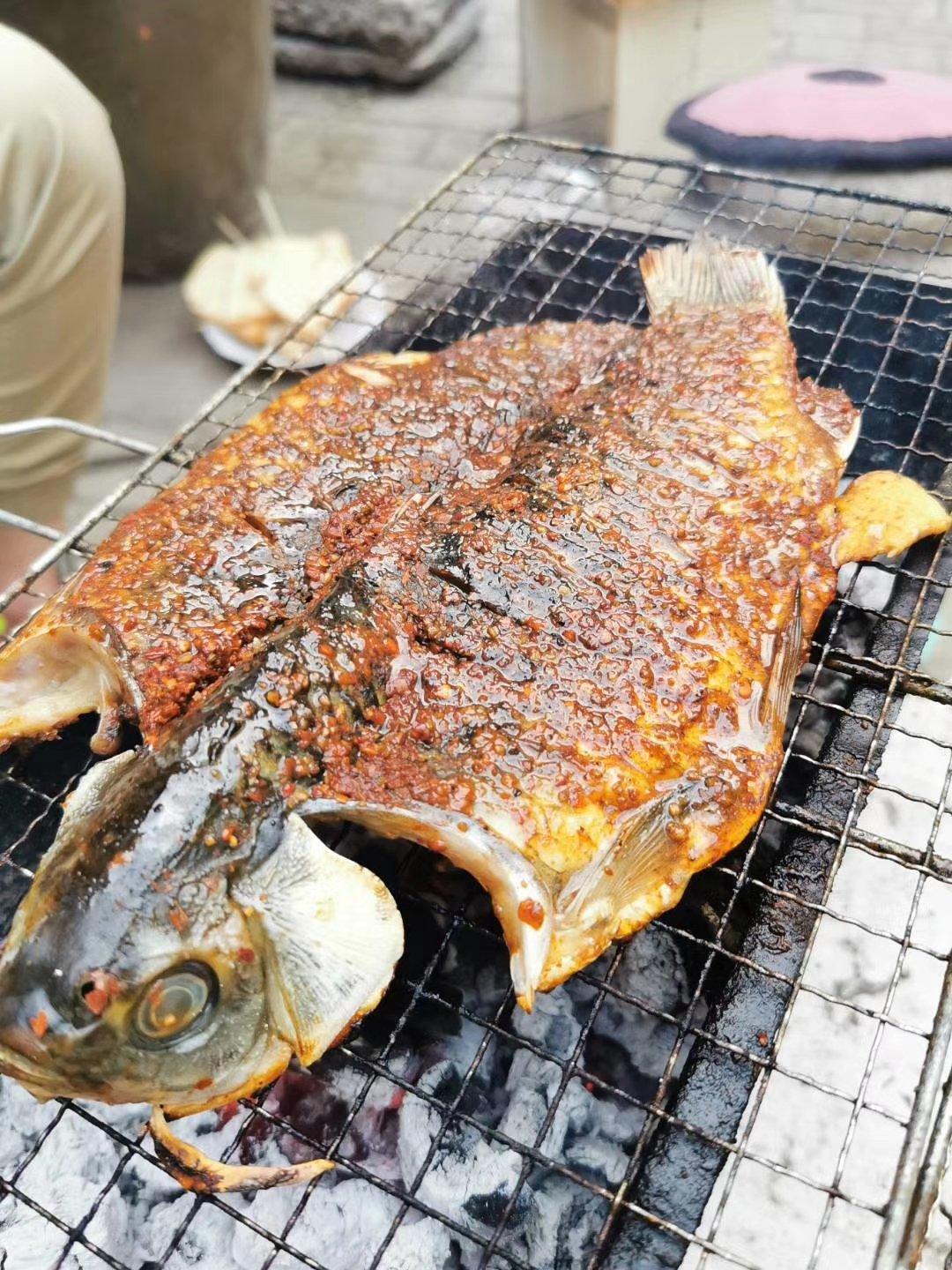 烧烤摊上的烤鱼  烤箱版烤鱼  干烤鱼
