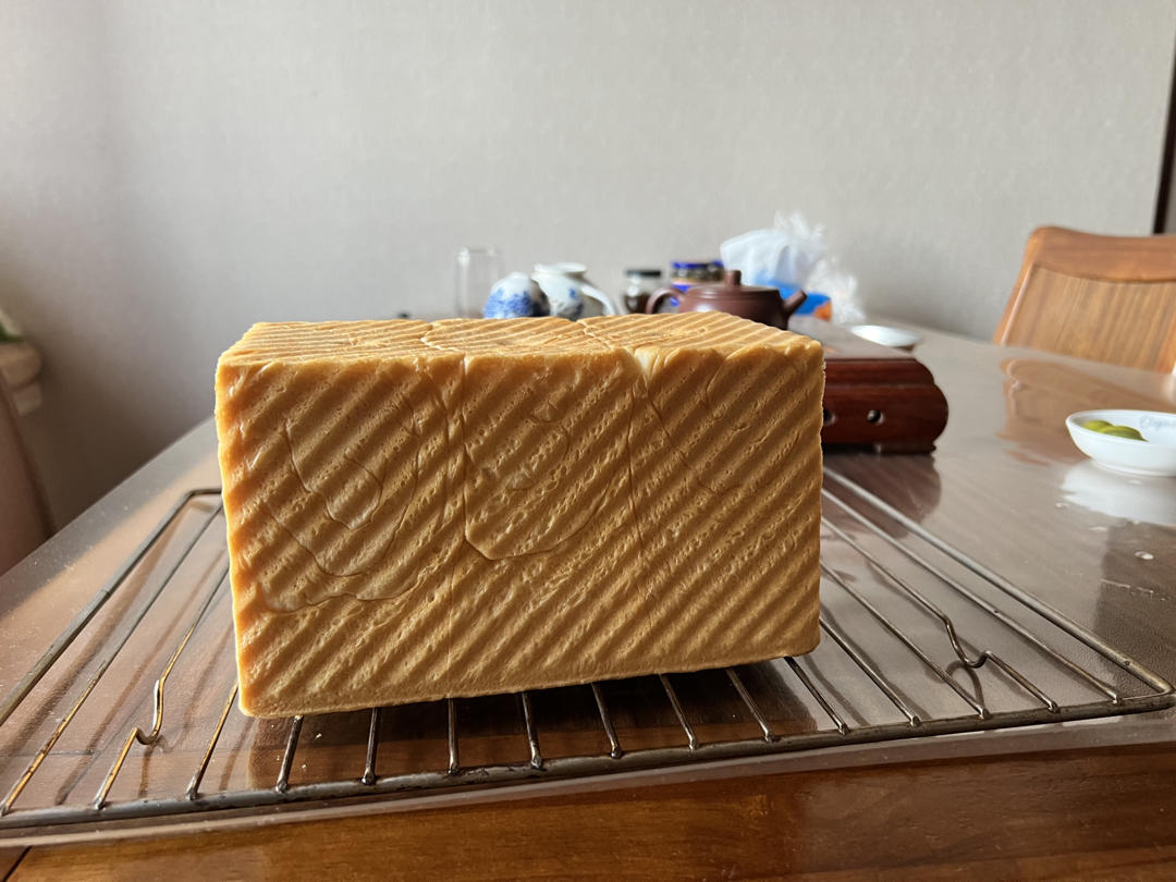 吐司，奶香手撕面包，超级香浓