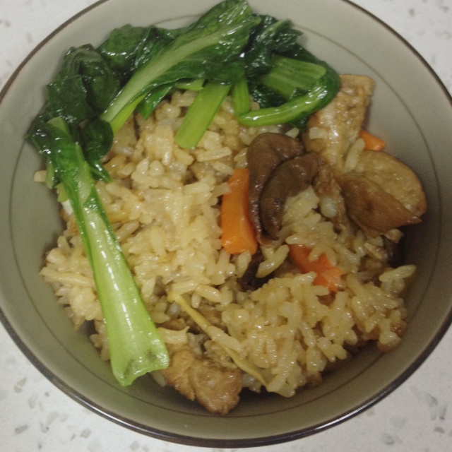 喷香排骨焖饭（爆好吃）