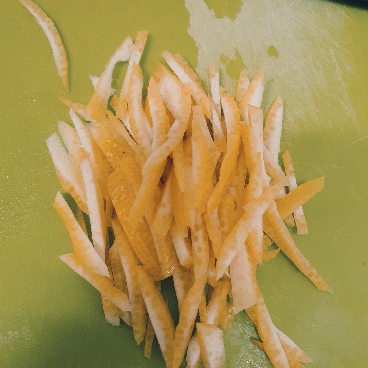 苹果开心果松软蛋糕