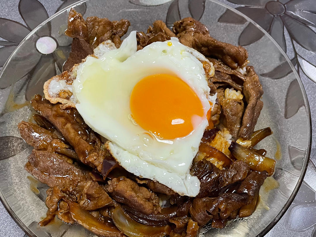 日式肥牛饭