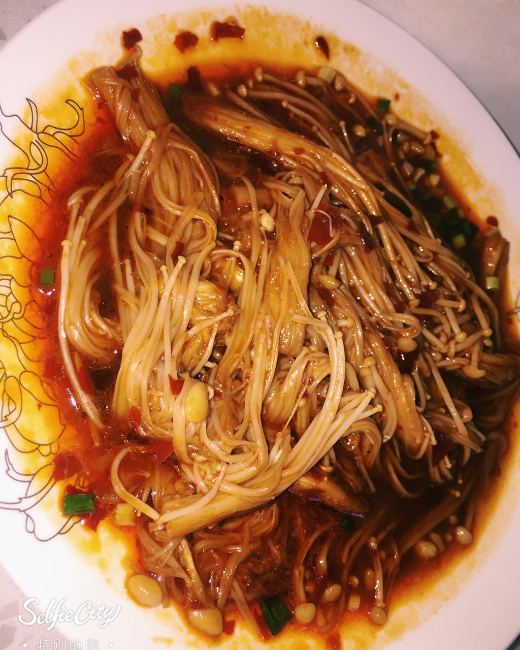 香辣水煮金针菇