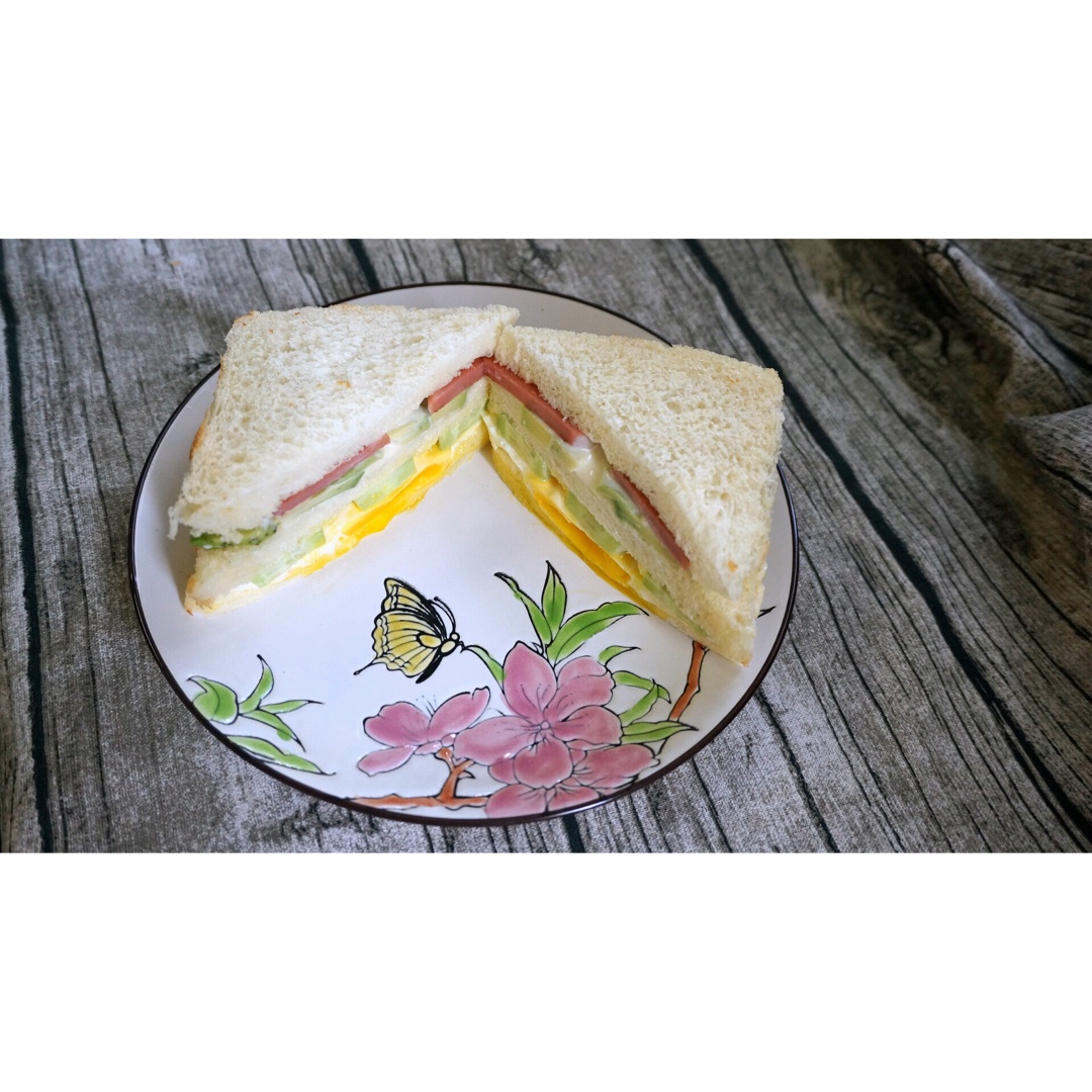 火腿芝士蛋三文治