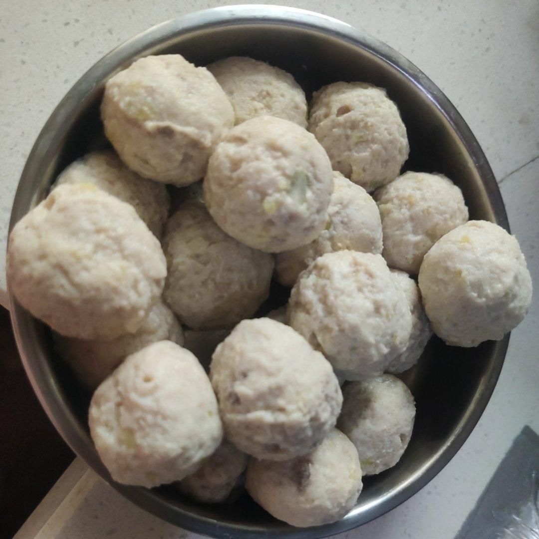 手打鱼丸