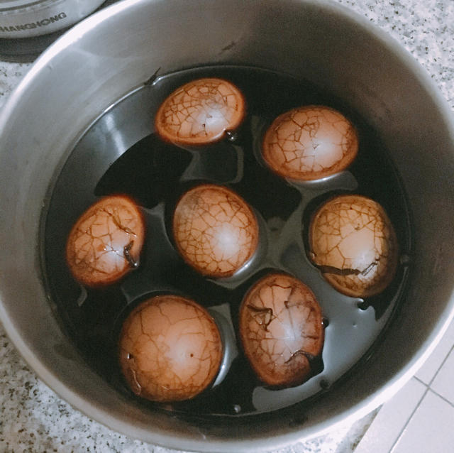 电饭煲煮五香茶叶蛋
