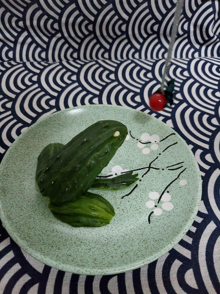 蔬果创意黄瓜青蛙