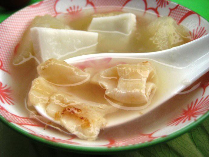 青木瓜椰子煲花胶汤的做法