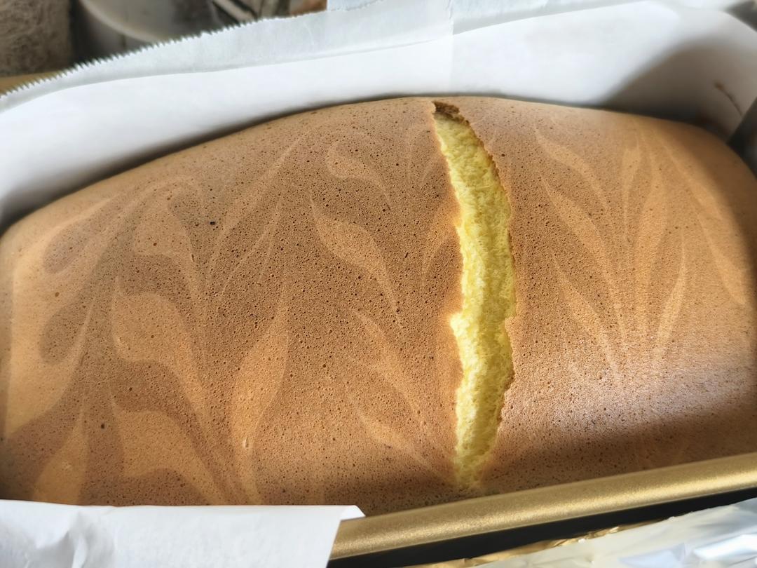 堪比柯基屁股
爆浆芝士🧀古早蛋糕