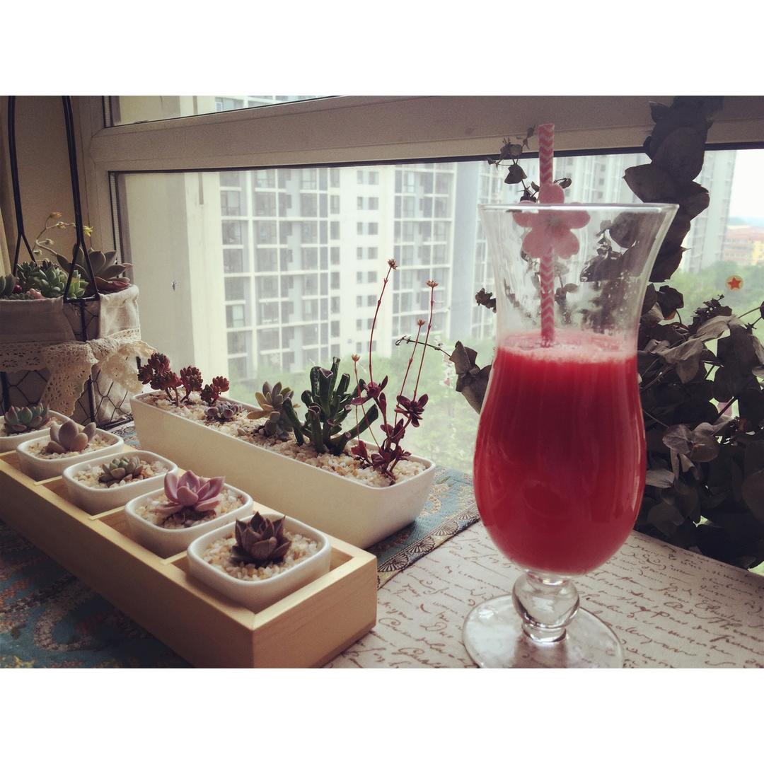 西瓜草莓汁 Strawberry Watermelon Cooler