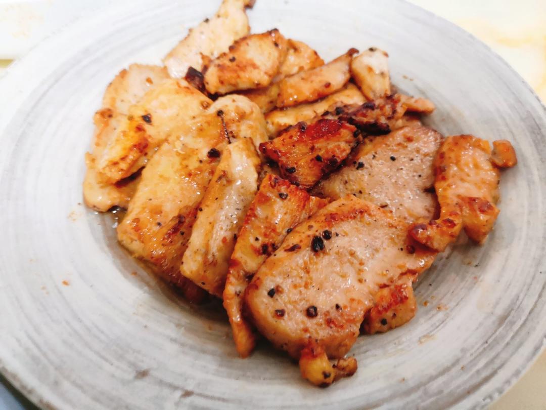 【嫩煎鸡胸肉】