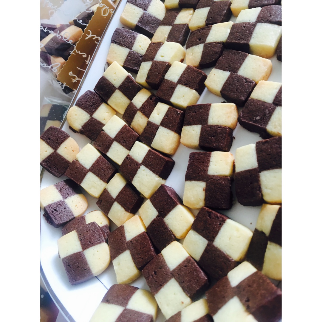 双色小棋格饼干