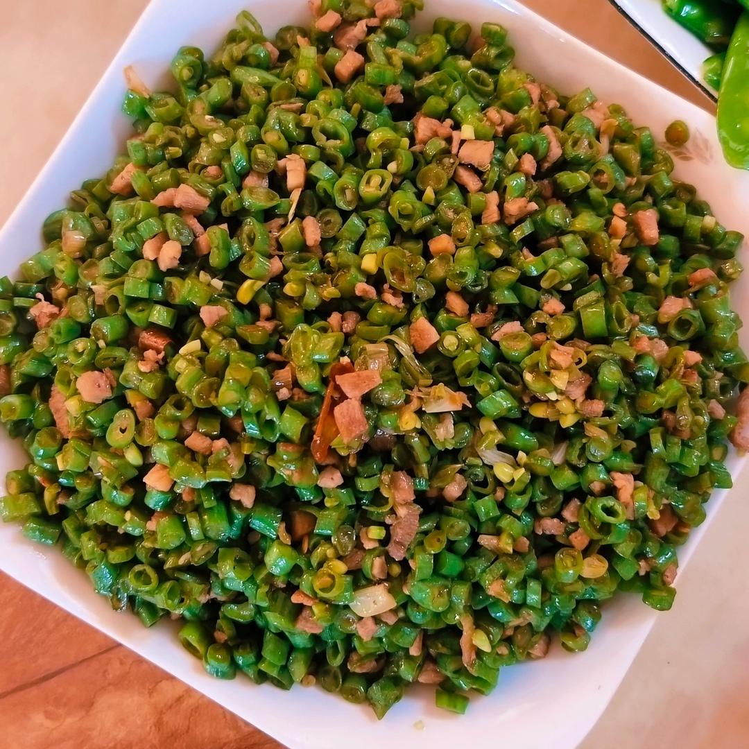 肉沫豆角下饭菜