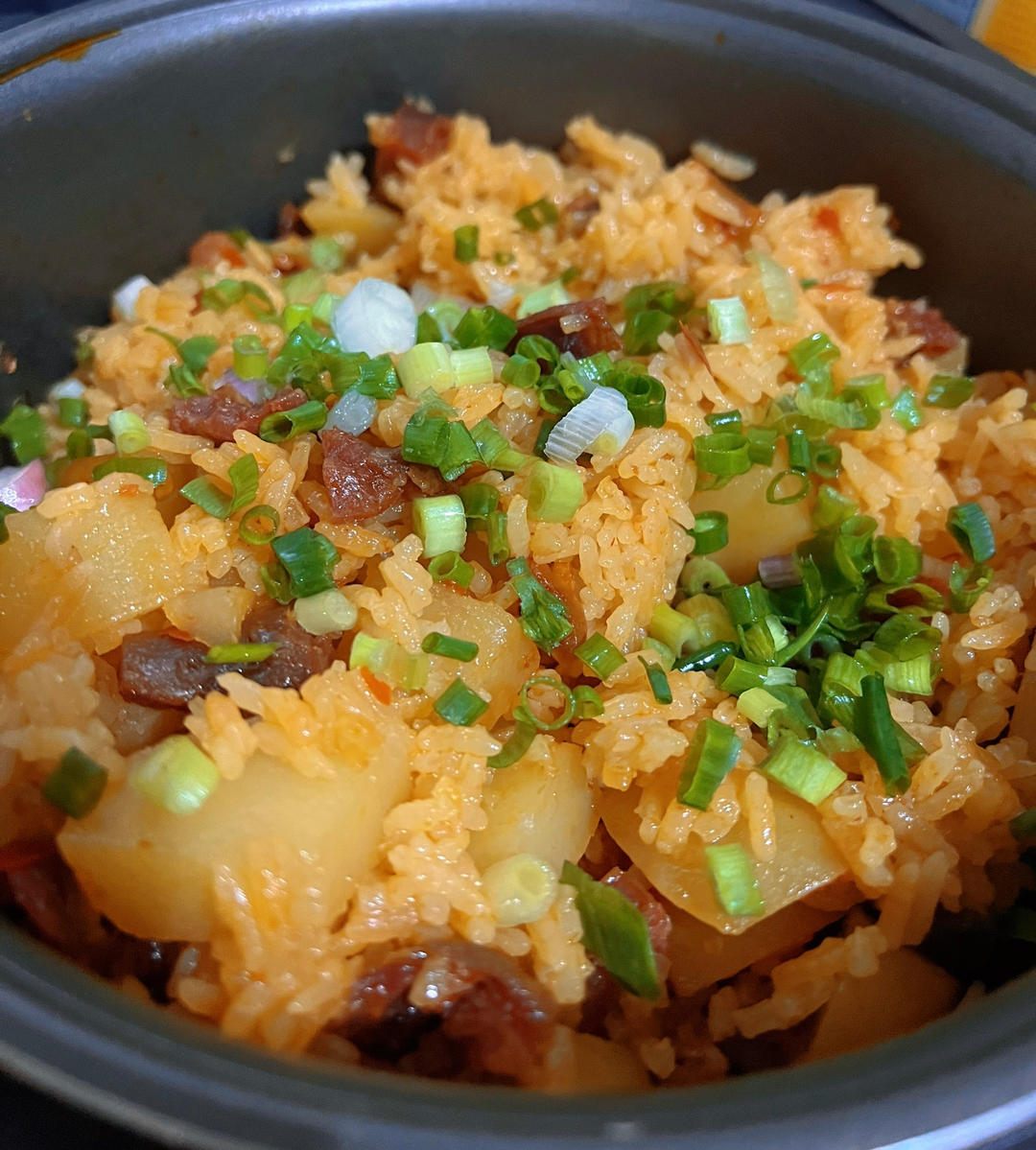 土豆焖饭（电饭锅版）