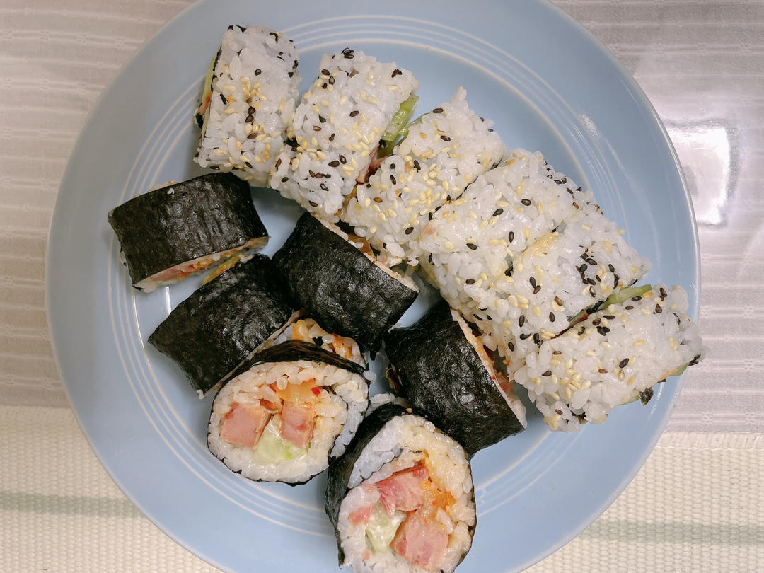 芝麻反卷寿司