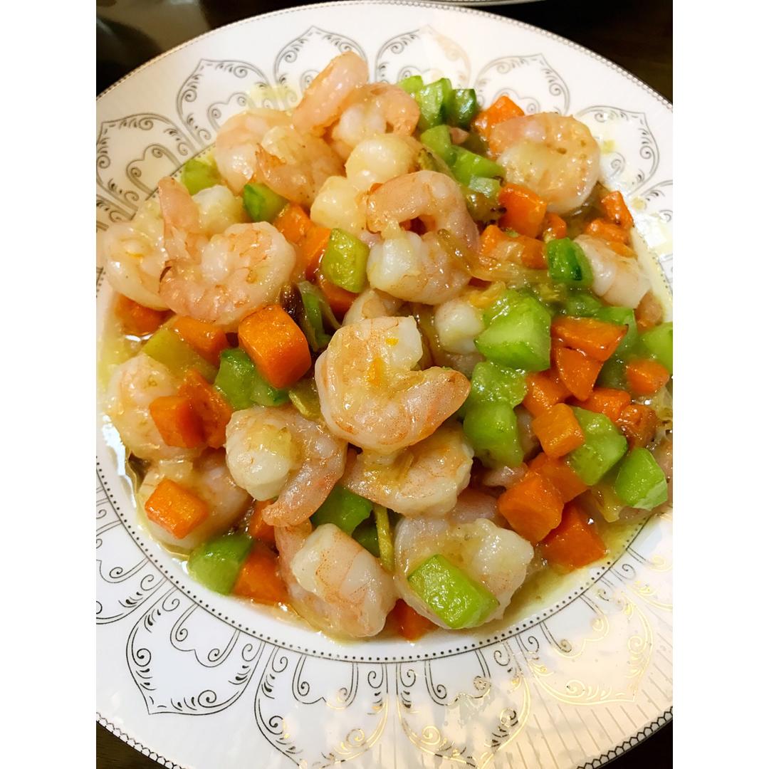三色炒虾仁