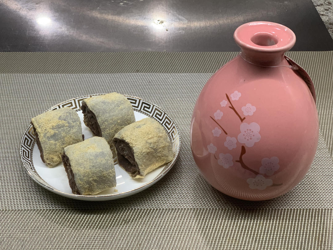 此配方做出的驴打滚无比软糯，放一天还是软的