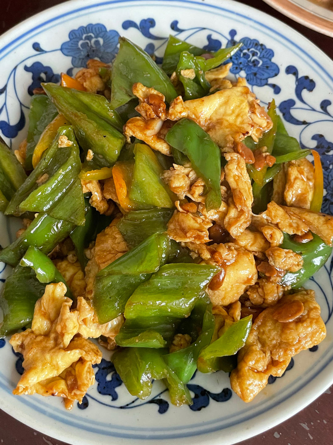 超级下饭的青椒炒鸡蛋