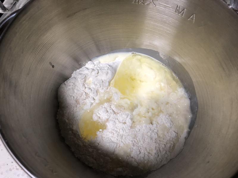 纯奶手撕吐司的做法 步骤1