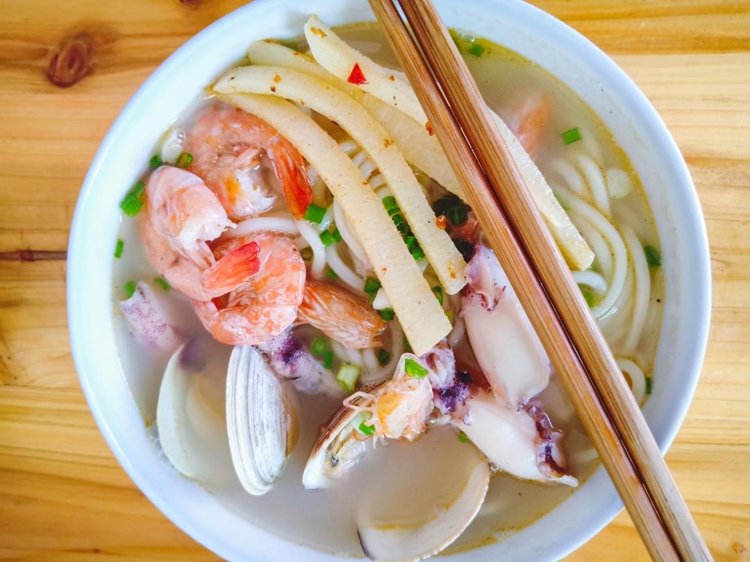 日式拉面面条