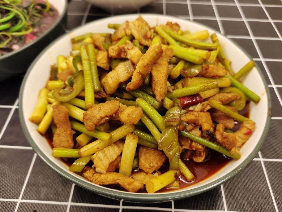 蒜薹炒肉丝