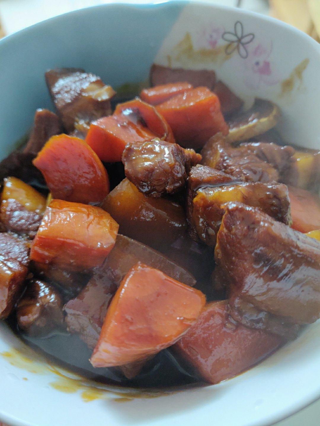 胡萝卜红烧肉