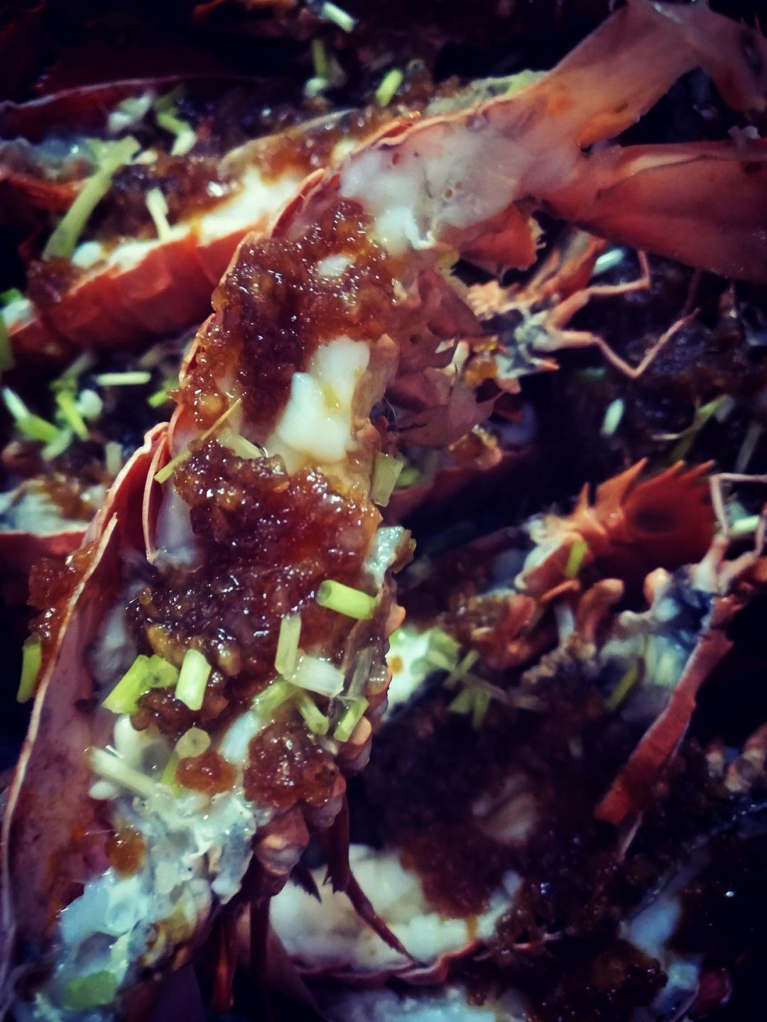 清蒸蒜香琵琶虾 Steamed Garlic Bay Lobster