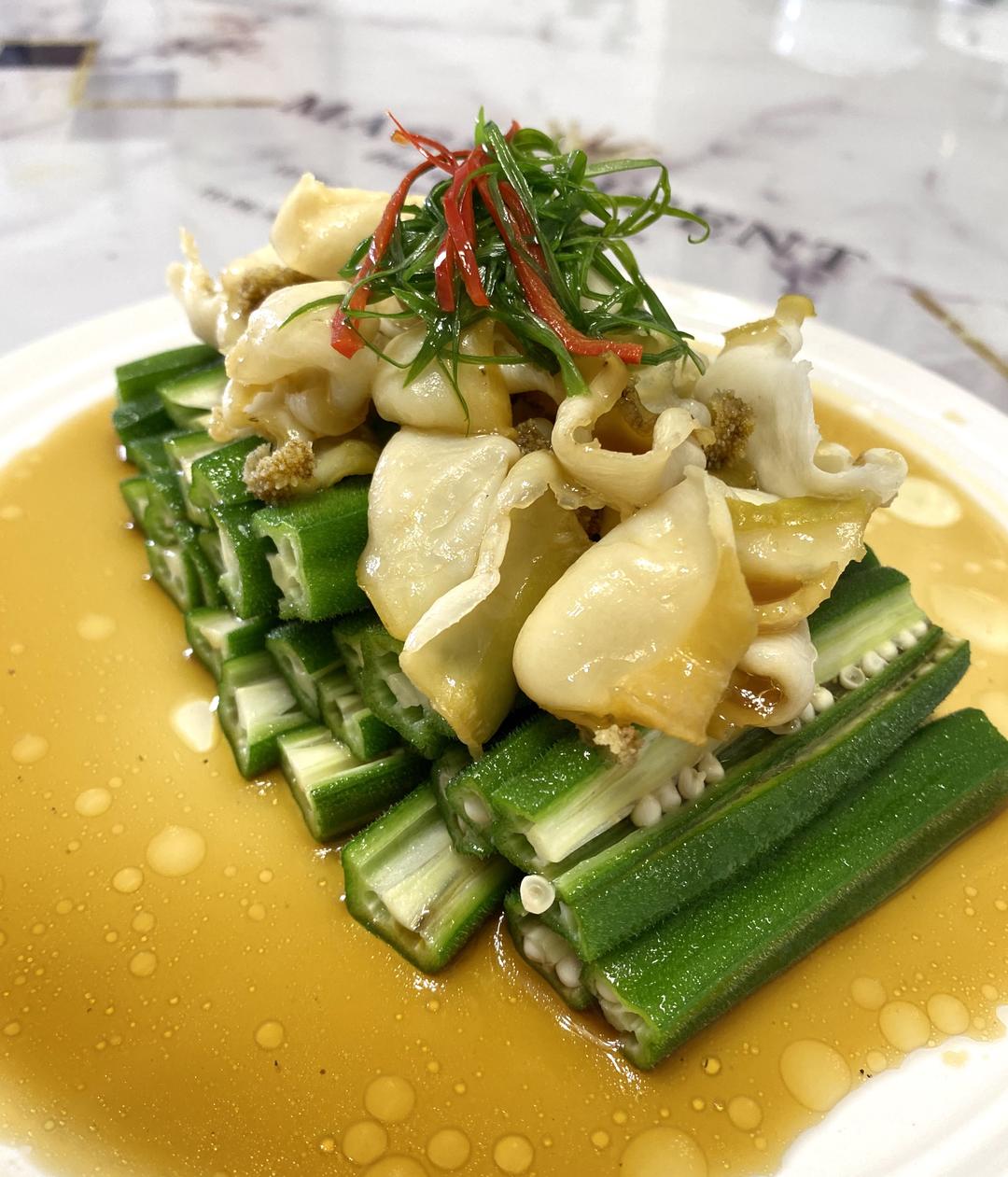 葱香鲍片的做法