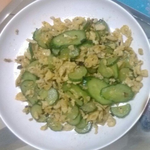 黄瓜炒蛋