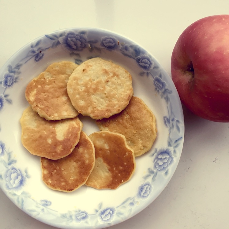 苹果松饼（一岁以上宝宝食用）