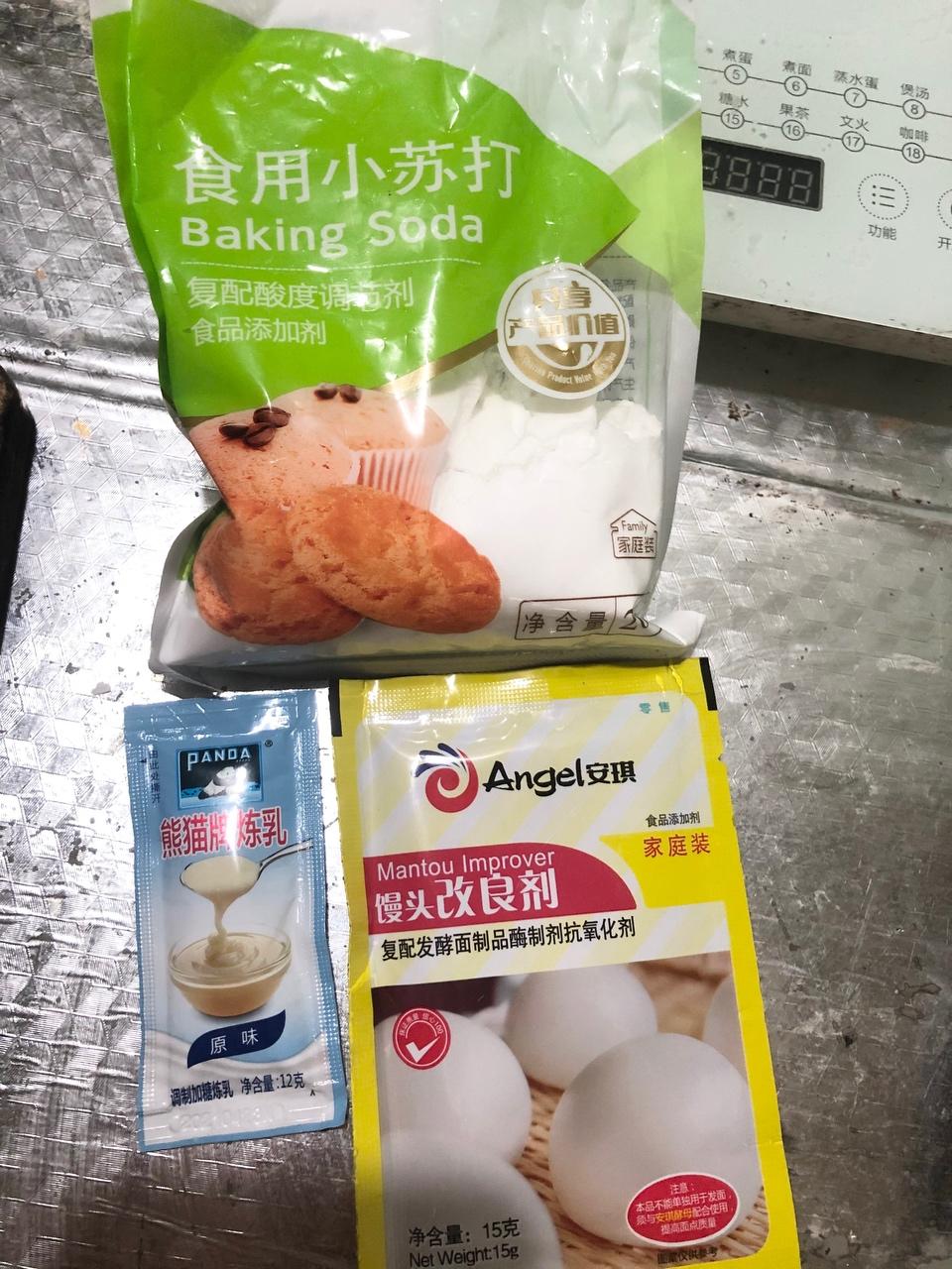 纯奶手撕吐司的做法 步骤1