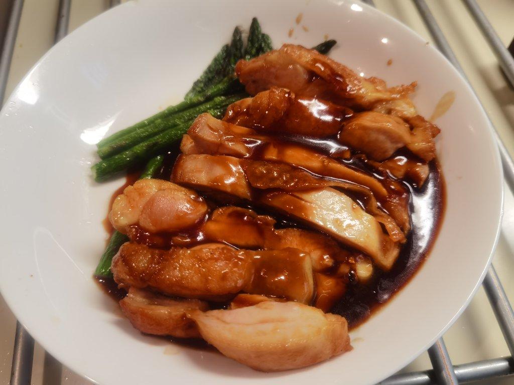 照烧鸡排——只需三种调料（鸡腿肉版）