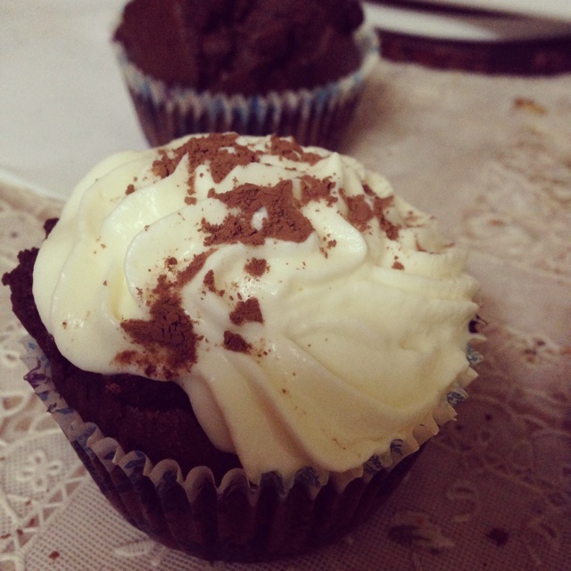 古典巧克力cupcake配马斯卡彭奶油霜